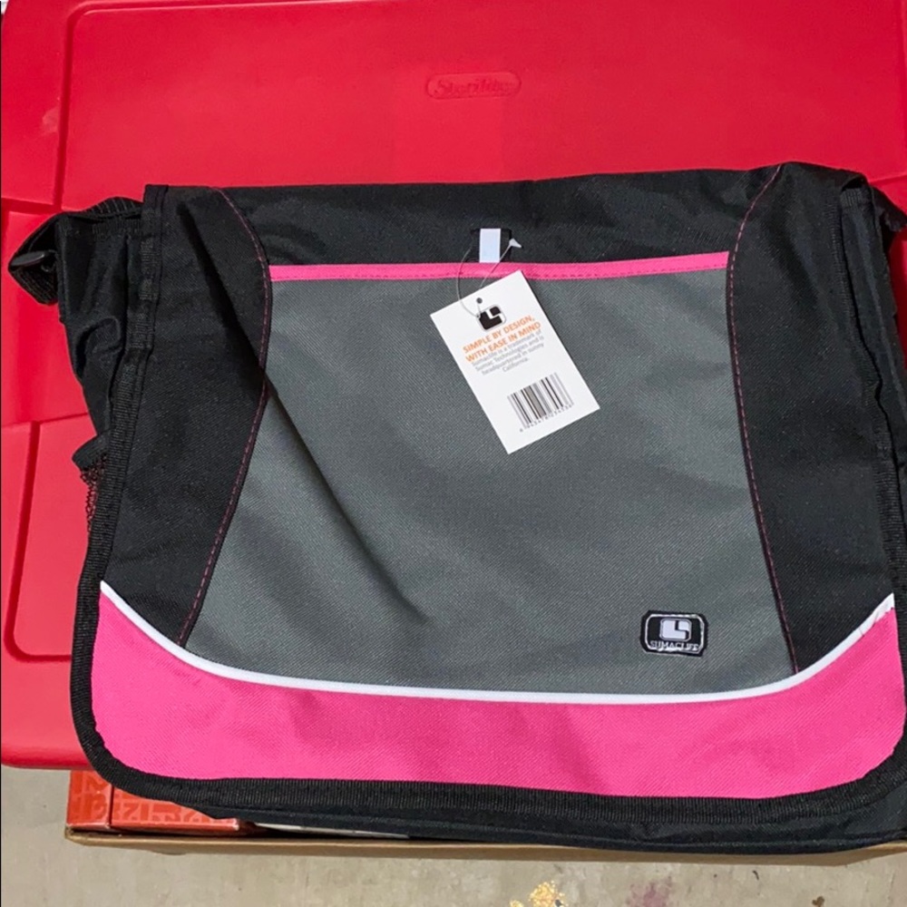 Laptop bag- NWT